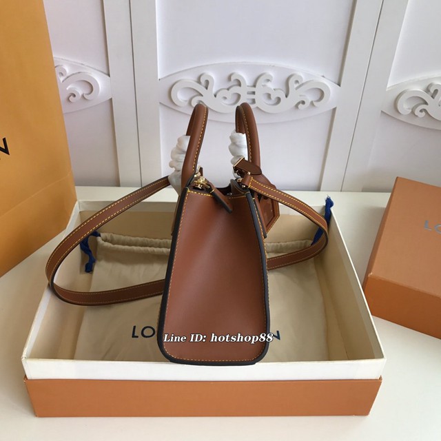 路易威登LV女包 L手提肩背斜挎女包 M53804 克米白 2019年春夏路易威登City Steamer迷你手袋 xxlv1355